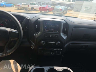 2023 Chevrolet Silverado 1500 Custom Crew Cab Short Bed 1CX - miniatura 7