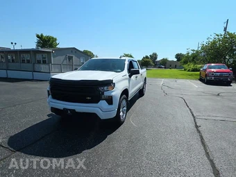 2023 Chevrolet Silverado 1500 Custom Crew Cab Short Bed 1CX