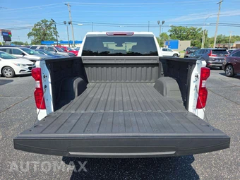 2023 Chevrolet Silverado 1500 Custom Crew Cab Short Bed 1CX - miniatura 11