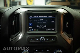 2023 Chevrolet Silverado 1500 Custom Crew Cab Short Bed 1CX - miniatura 18