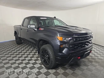 2023 Chevrolet Silverado 1500 Custom Trail Boss Crew Cab Medium Bed 2CX - miniatura 3