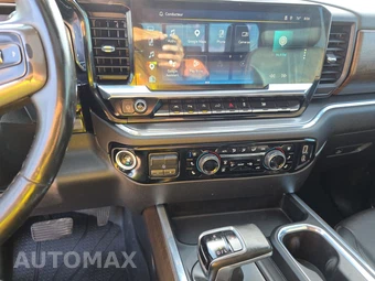 2023 Chevrolet Silverado 1500 High Country Crew Cab Medium Bed - miniatura 17