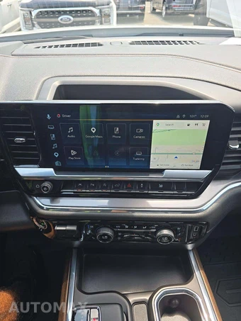 2023 Chevrolet Silverado 1500 High Country Crew Cab Medium Bed - miniatura 7