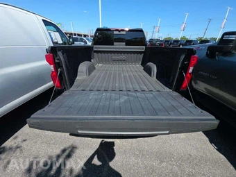 2023 Chevrolet Silverado 1500 High Country Crew Cab Medium Bed 3LZ - miniatura 14