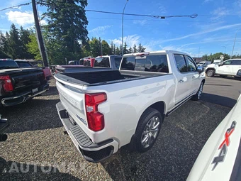 2023 Chevrolet Silverado 1500 High Country Crew Cab Short Bed - miniatura 3