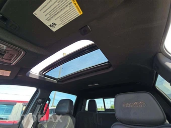 2023 Chevrolet Silverado 1500 High Country Crew Cab Short Bed - miniatura 11