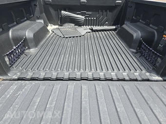 2023 Chevrolet Silverado 1500 LT Crew Cab Short Bed 2FL - miniatura 16