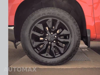 2023 Chevrolet Silverado 1500 LT Crew Cab Short Bed 2FL - miniatura 9