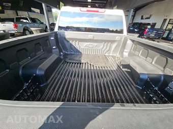 2023 Chevrolet Silverado 1500 LT Crew Cab Short Bed 2FL - miniatura 17