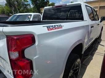 2023 Chevrolet Silverado 1500 LT Trail Boss Crew Cab Short Bed 2LT - miniatura 4