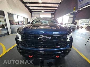 2023 Chevrolet Silverado 1500 LT Trail Boss Crew Cab Short Bed 2LT - miniatura 2