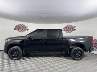 2023 Chevrolet Silverado 1500 LT Trail Boss Crew Cab Short Bed 2LT - miniatura 4