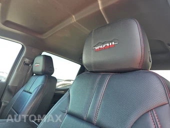 2023 Chevrolet Silverado 1500 LT Trail Boss Crew Cab Short Bed 2LT - miniatura 18