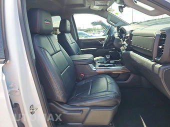 2023 Chevrolet Silverado 1500 LT Trail Boss Crew Cab Short Bed 2LT - miniatura 8