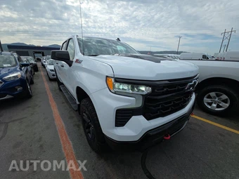 2023 Chevrolet Silverado 1500 LT Trail Boss Crew Cab Short Bed 2LT - miniatura 3