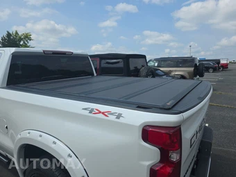 2023 Chevrolet Silverado 1500 LTZ Crew Cab Medium Bed 1LZ - miniatura 16
