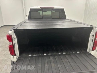 2023 Chevrolet Silverado 1500 LTZ Crew Cab Short Bed 1LZ - miniatura 11