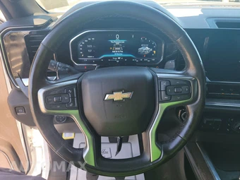 2023 Chevrolet Silverado 1500 LTZ Crew Cab Short Bed 1LZ - miniatura 10