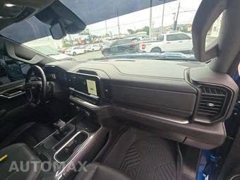 2023 Chevrolet Silverado 1500 LTZ Crew Cab Short Bed 1LZ - miniatura 19