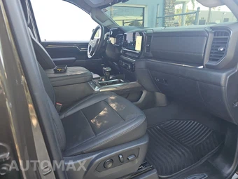 2023 Chevrolet Silverado 1500 LTZ Crew Cab Short Bed 1LZ - miniatura 8
