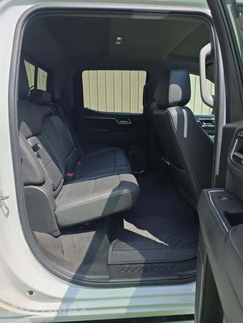 2023 Chevrolet Silverado 1500 LTZ Crew Cab Short Bed 1LZ - miniatura 13