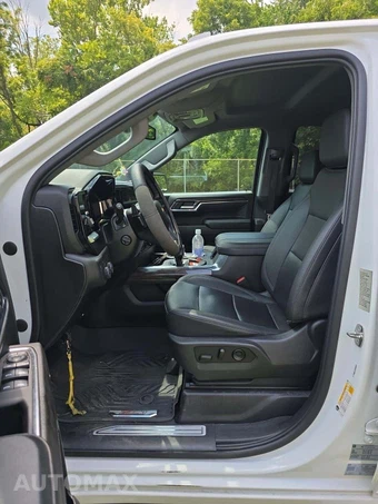 2023 Chevrolet Silverado 1500 LTZ Crew Cab Short Bed 1LZ - miniatura 3