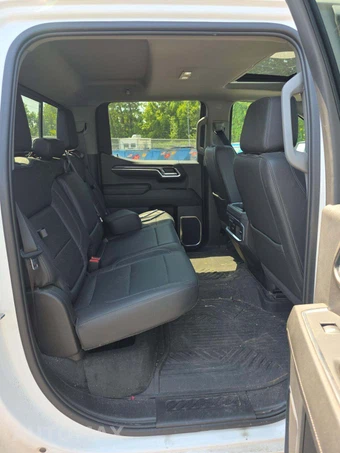 2023 Chevrolet Silverado 1500 LTZ Crew Cab Short Bed 1LZ - miniatura 13