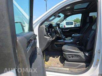2023 Chevrolet Silverado 1500 LTZ Crew Cab Short Bed 1LZ - miniatura 3