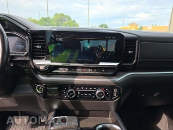 2023 Chevrolet Silverado 1500 LTZ Crew Cab Short Bed 1LZ - miniatura 7