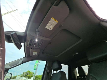 2023 Chevrolet Silverado 1500 LTZ Crew Cab Short Bed 1LZ - miniatura 8