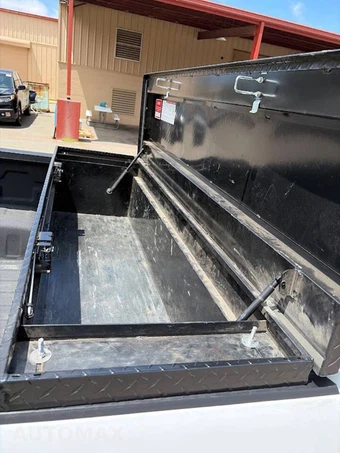2023 Chevrolet Silverado 1500 LTZ Crew Cab Short Bed 1LZ - miniatura 19