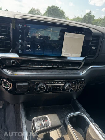 2023 Chevrolet Silverado 1500 LTZ Crew Cab Short Bed 1LZ - miniatura 11