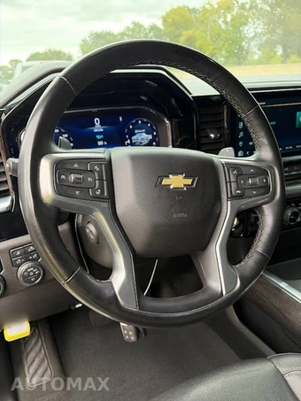 2023 Chevrolet Silverado 1500 LTZ Crew Cab Short Bed 1LZ - miniatura 13