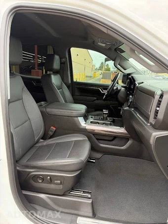 2023 Chevrolet Silverado 1500 LTZ Crew Cab Short Bed 1LZ - miniatura 16