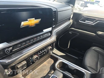 2023 Chevrolet Silverado 1500 LTZ Crew Cab Short Bed 1LZ - miniatura 11