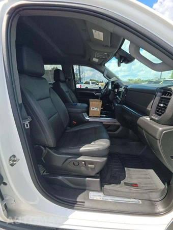 2023 Chevrolet Silverado 1500 LTZ Crew Cab Short Bed 1LZ - miniatura 18