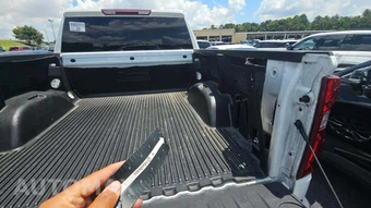 2023 Chevrolet Silverado 1500 LTZ Crew Cab Short Bed 1LZ - miniatura 20