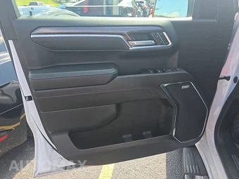 2023 Chevrolet Silverado 1500 LTZ Crew Cab Short Bed 1LZ - miniatura 9