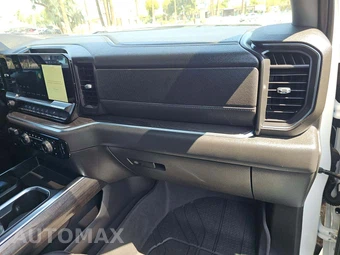 2023 Chevrolet Silverado 1500 LTZ Crew Cab Short Bed 1LZ - miniatura 19