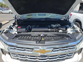 2023 Chevrolet Silverado 1500 LTZ Crew Cab Short Bed 1LZ - miniatura 29