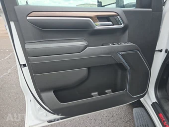 2023 Chevrolet Silverado 1500 RST Crew Cab Medium Bed 1SP - miniatura 9
