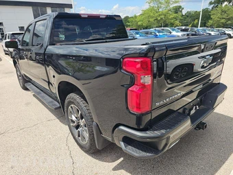 2023 Chevrolet Silverado 1500 RST Crew Cab Short Bed 1SP - miniatura 2
