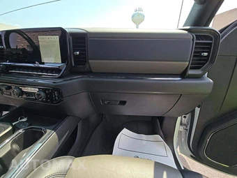 2023 Chevrolet Silverado 1500 ZR2 Crew Cab Short Bed 3LT - miniatura 16