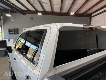 2023 Chevrolet Silverado 2500HD High Country Crew Cab Medium Bed 3LZ - miniatura 21