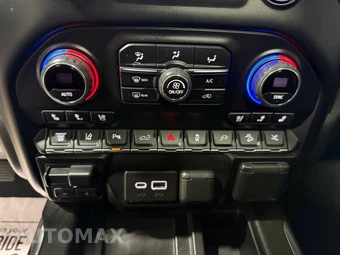 2023 Chevrolet Silverado 2500HD High Country Crew Cab Medium Bed 3LZ - miniatura 34