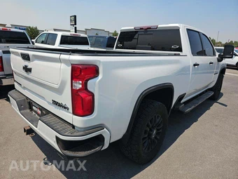 2023 Chevrolet Silverado 2500HD High Country Crew Cab Medium Bed 3LZ - miniatura 3