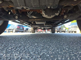 2023 Chevrolet Silverado 2500HD High Country Crew Cab Medium Bed 3LZ - miniatura 17