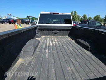 2023 Chevrolet Silverado 2500HD LT Crew Cab Medium Bed 1LT - miniatura 16