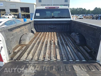 2023 Chevrolet Silverado 2500HD LT Crew Cab Medium Bed 1LT - miniatura 16