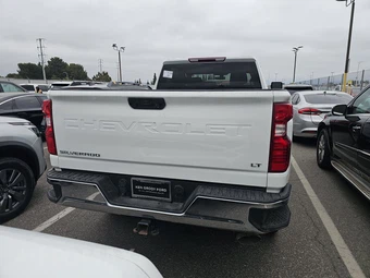 2023 Chevrolet Silverado 2500HD LT Crew Cab Medium Bed 1LT - miniatura 5